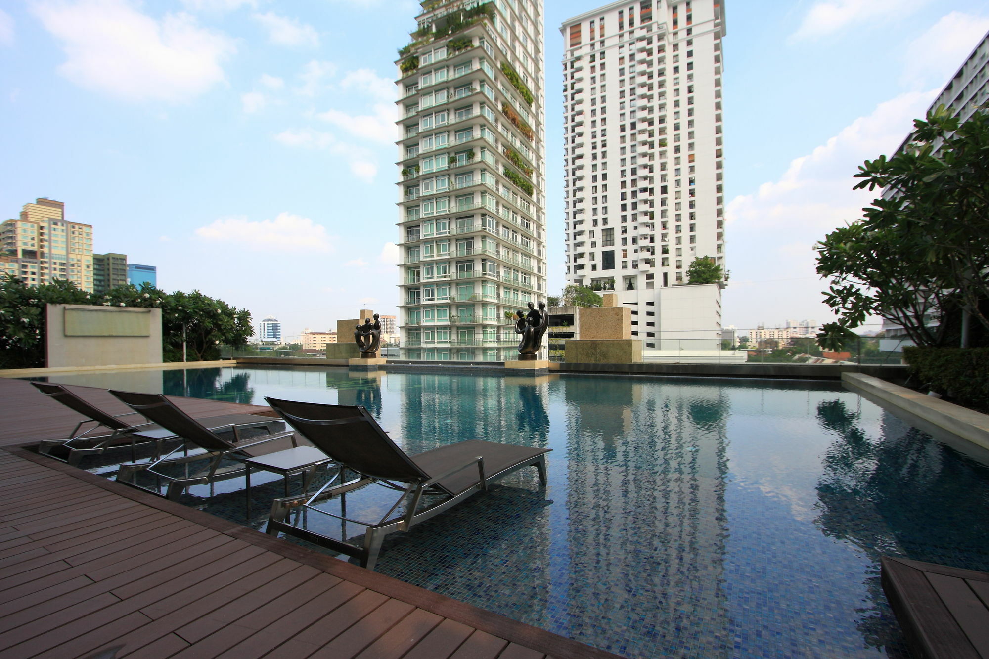 Ariva Ivy Servizio Thonglor Aparthotel Bangkok Exteriör bild