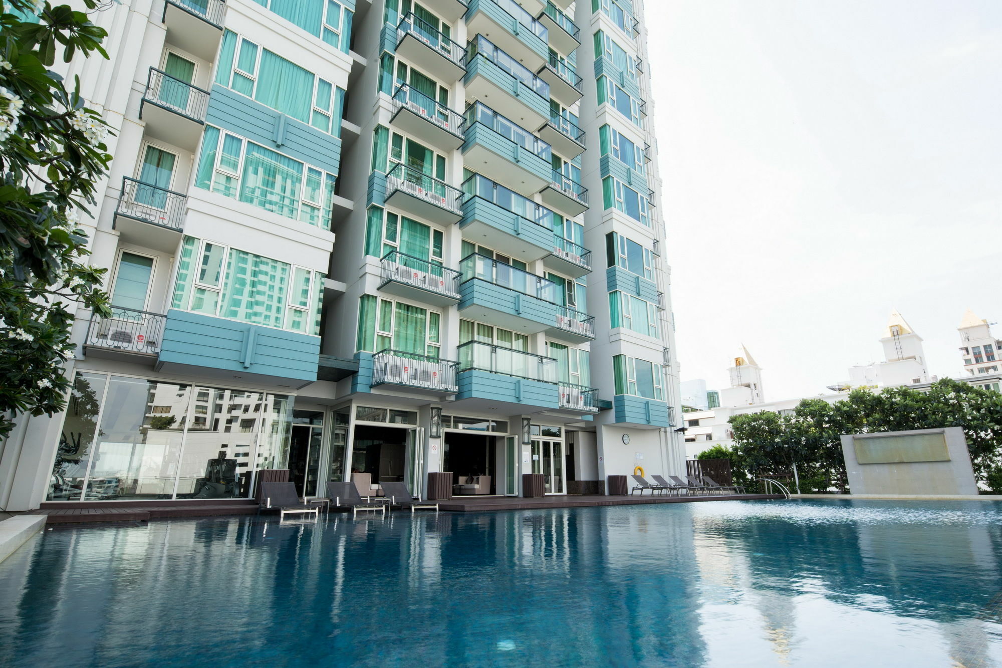 Ariva Ivy Servizio Thonglor Aparthotel Bangkok Exteriör bild